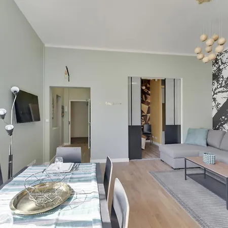 114 Deby - Superbe A * Paris