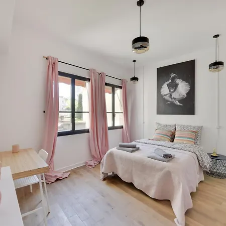 114 Deby - Superbe A Апартаменты